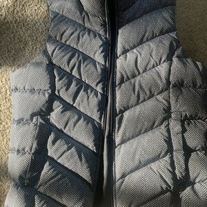 Lands' End Gray Herringbone Puffer Vest